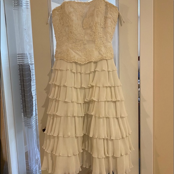 Country Style Wedding dress - Picture 4 of 4